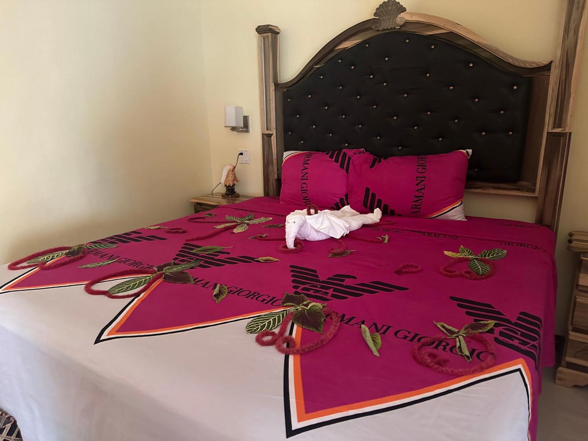 Yoga Dreams Negril Hotel Exterior photo